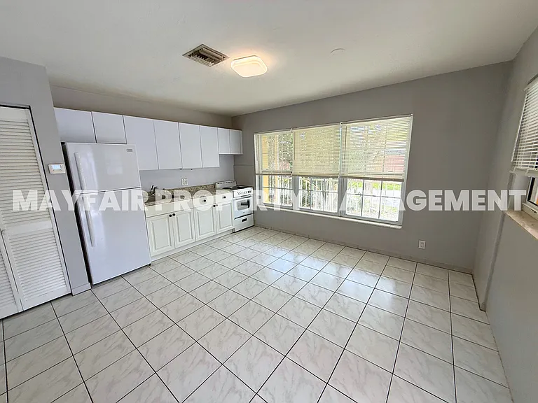1816 Taft St #8 — Photo 5
