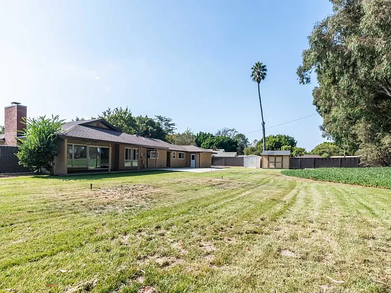 Santa Rosa - Military Housing — Photo 12
