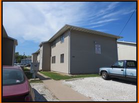 708 S 1st St, Kirksville, MO