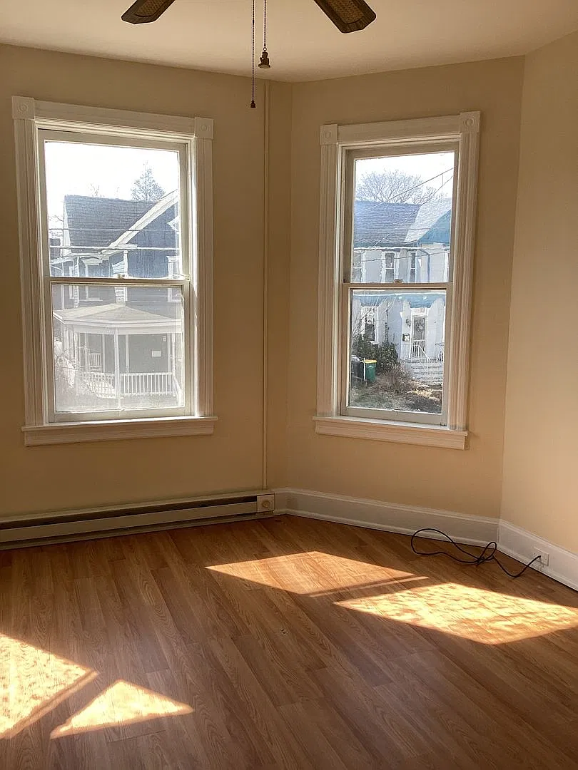 217 W. Second St — Photo 2