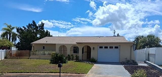 1st image of 8758 Hemlock Ln