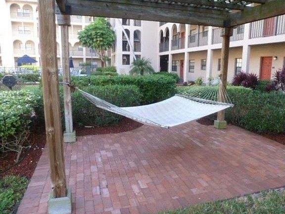3rd image of 6100 Gulfport Blvd S APT 303