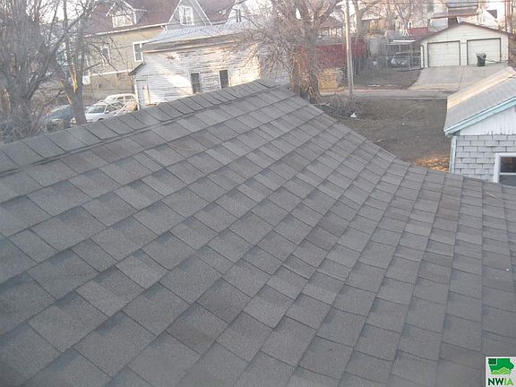 2nd image of 1517 W 3rd St