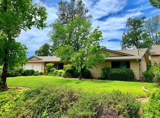 19157 Hollow Ln, Redding, CA 96003