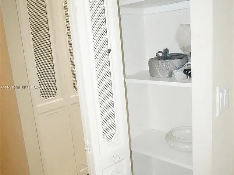 3650 Inverrary Dr #1M — Photo 20