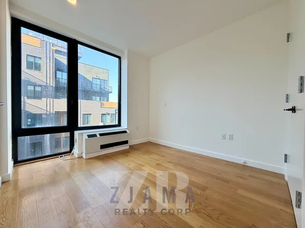 25 East 19th Street image 4 of 15