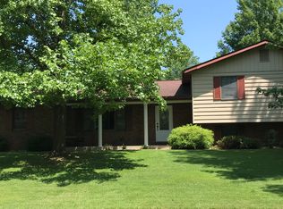 4 W Misty Ln, Chester, IL 62233