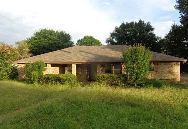 1st image of 16695 Briaridge Dr