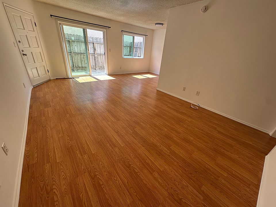 1st image of 12713 Caswell Ave APT 3
