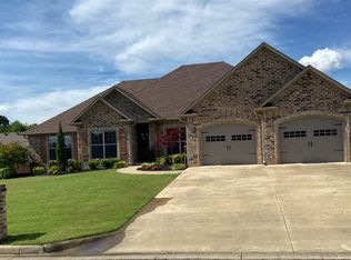 4405 Ridgefield Dr, Paragould, AR 72450