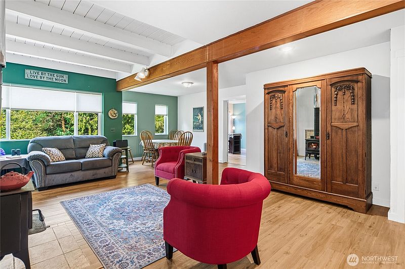 3rd image of 2237 Ivy Street