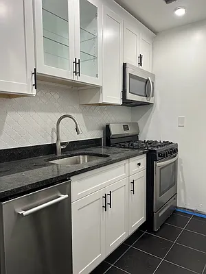 Rented by MANIFEST YOUR REALTY LLC | media 5