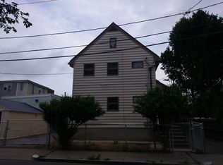 12 Fenton St, Dorchester, MA 02122