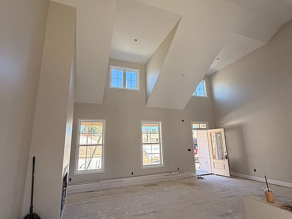 4th image of 1238 Breeden Rd