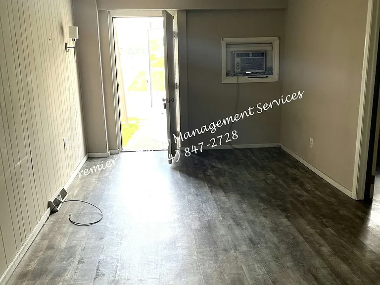 602 E Lutton St #1 — Photo 5