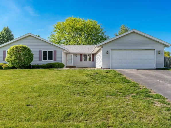 7460 Bermuda Dr, Rockford, IL 61108
