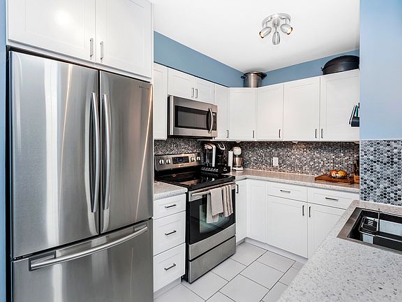 2nd image of 15 Ocean Ave APT 109