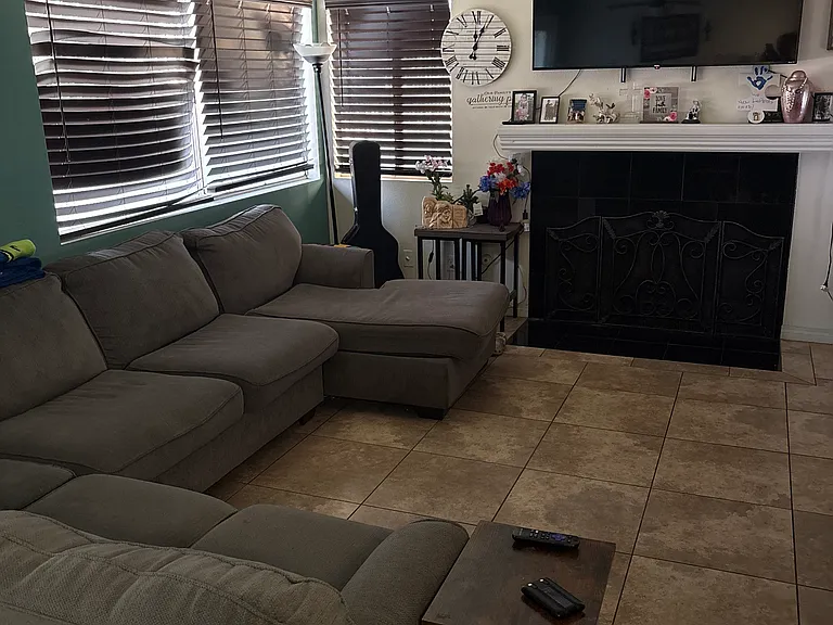 3132 Little Mountain Dr — Photo 3