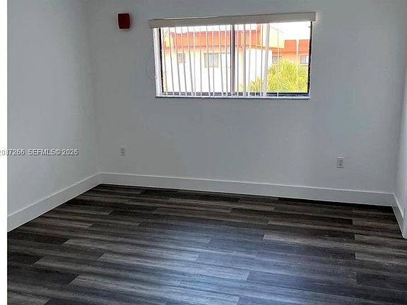 5th image of 5400 W 21st Ct APT 407