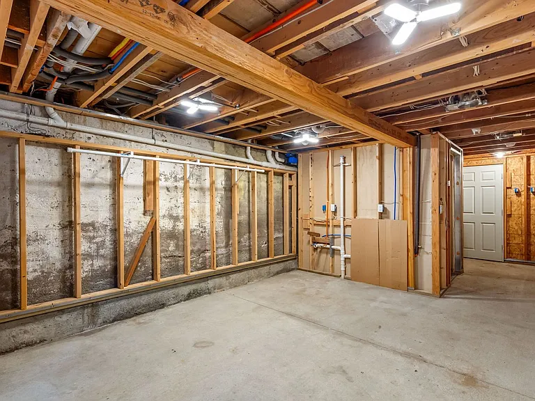 1800 W Mulberry St — Photo 19