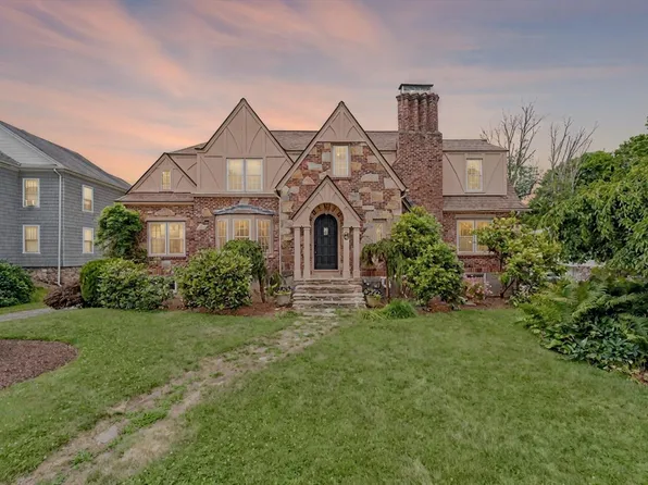 44 Highland St, Southbridge, MA 01550