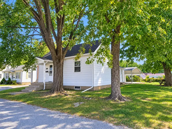 (undisclosed Address), Pinckneyville, IL 62274