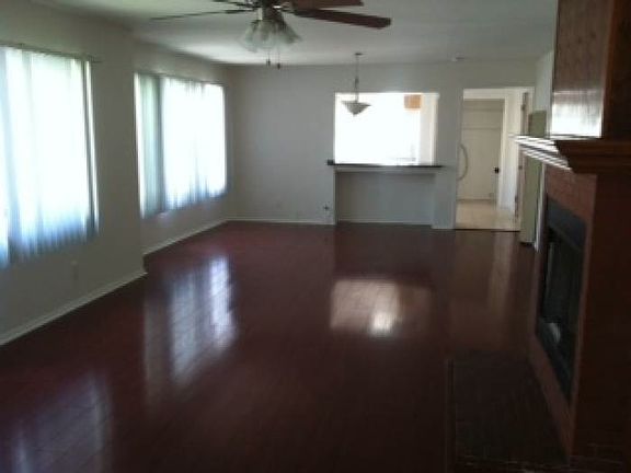 3rd image of 645 Maltman Ave