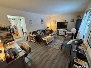 East Mountain Village, Waterbury, CT 06706