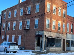 1876 Central Ave #202, Dubuque, IA 52001
