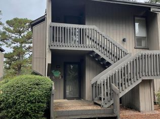 5 Pine Tree Rd #207, Pinehurst, NC 28374