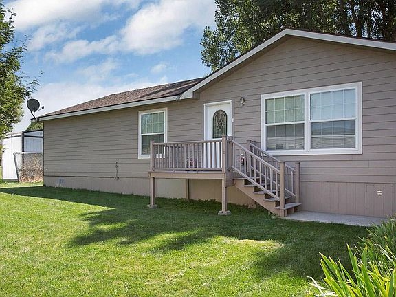 3rd image of 515 Jemstone Dr