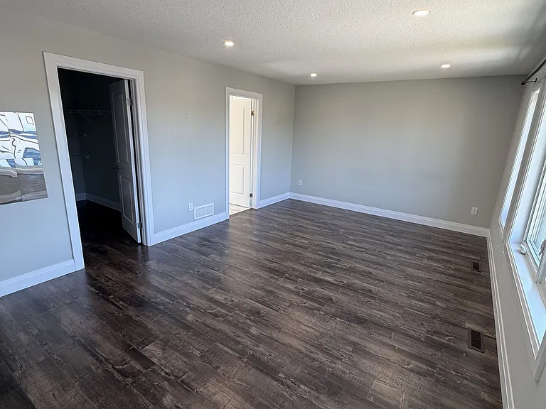 2910 Biddulph St #UPPER — Photo 14