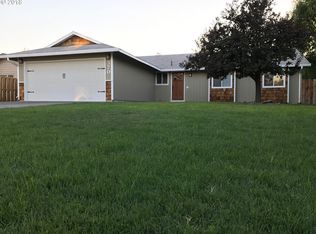 370 NW 12th St, Hermiston, OR 97838