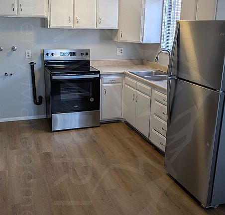 3rd image of 779 E 2700 S APT 4
