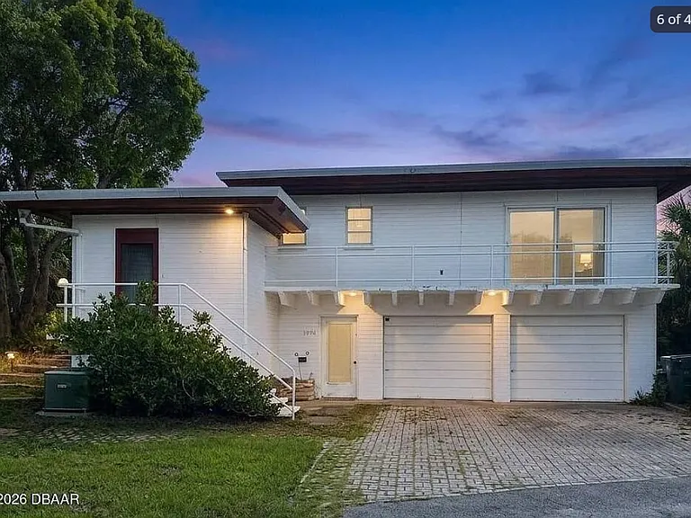 1476 N Peninsula Dr — Photo 1