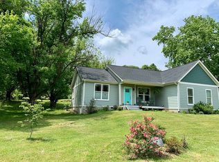 366 White Pine Dr, Fletcher, NC 28732