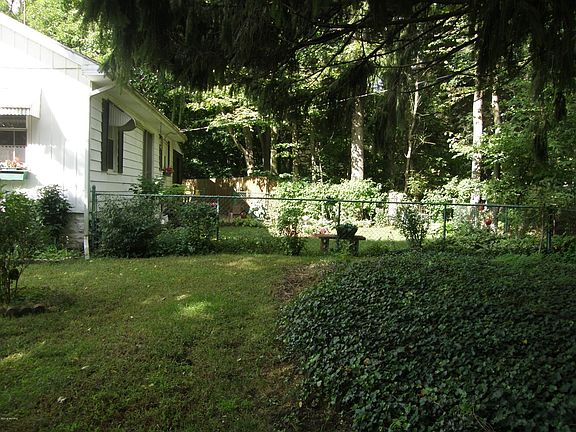 2nd image of 318 N Lincoln Ave