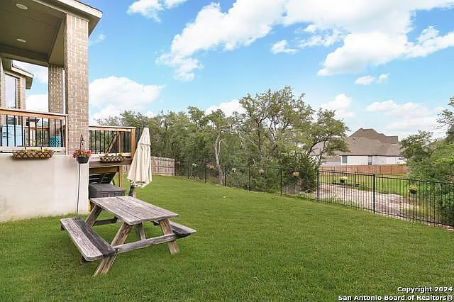 3115 Stokesay Park — Photo 22