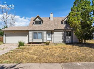 2210 Farnsworth Dr, Colorado Springs, CO 80916