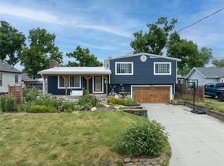 1236 34th St NE, Cedar Rapids, IA 52402