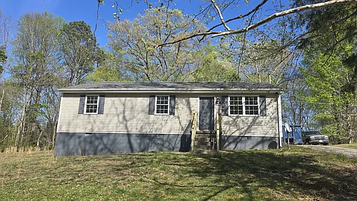 15615 Allen Dr Photo 1