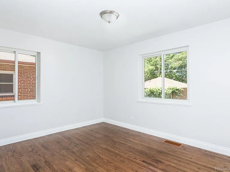 2895 Eudora St — Photo 15