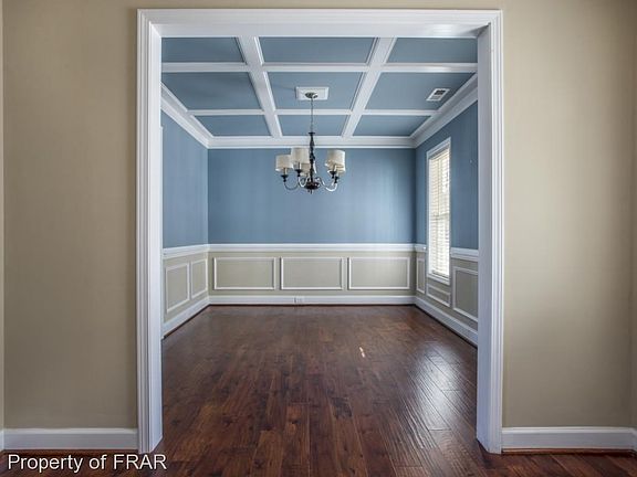 3rd image of 572 Thorncliff Dr