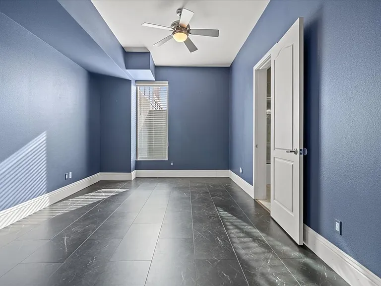 360 E Desert Inn Rd #403 — Photo 26