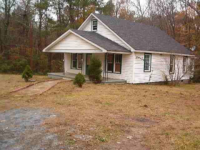 1st image of 203 Dixon Dr