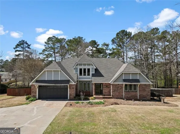 39 Club View Dr SE, Rome, GA 30161