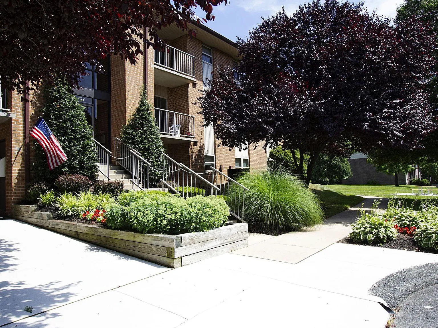 Woodsdale Apartments — Photo 1