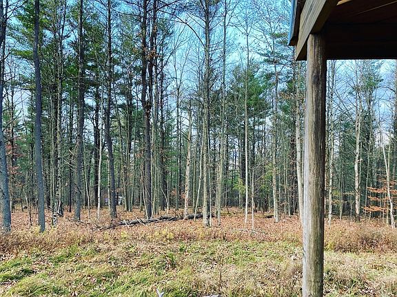 3rd image of 53 High St Cabin 8