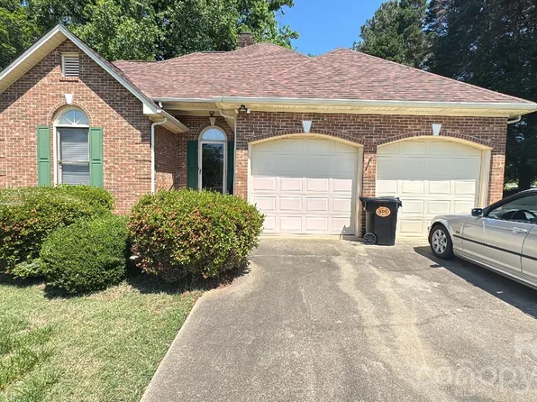 104 Provincial Rd, Gastonia, NC 28056