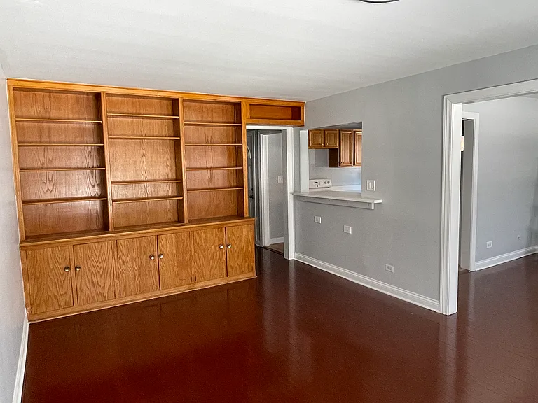 5839 N Cicero Ave #1 — Photo 6